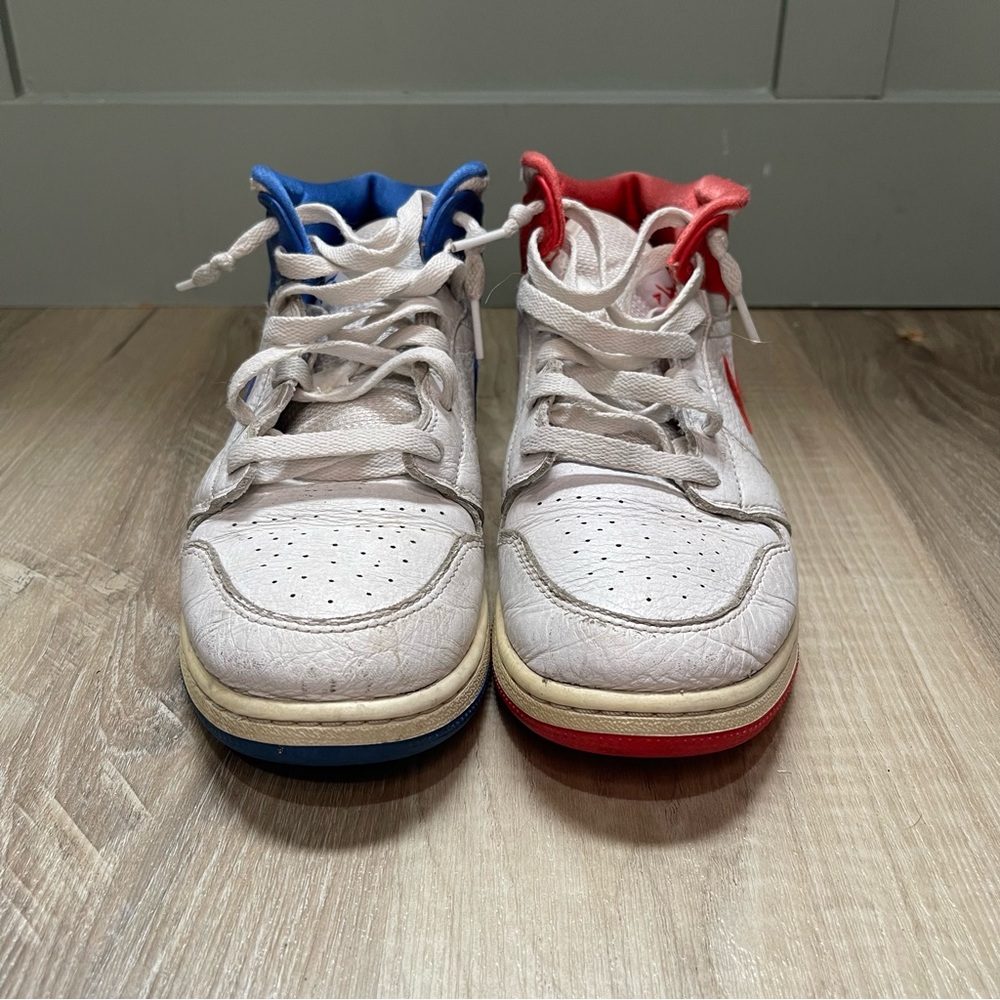 Nike Jordan 1 mid 85’ red white and‎ blue shoes kids size 6Y - Picture 2 of 5